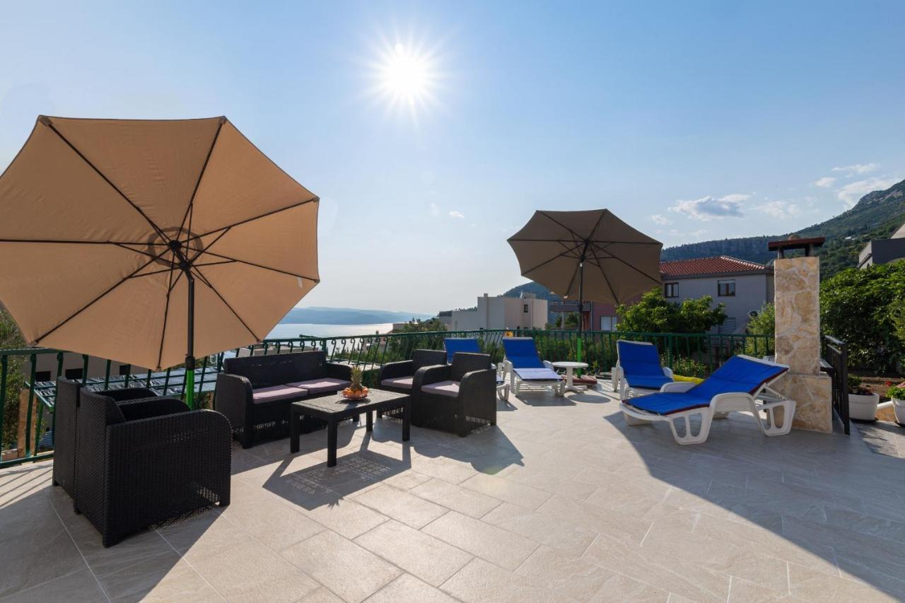 Navis Sea View Apartment With Pool Makarska Esterno foto
