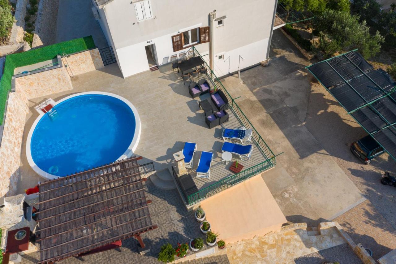 Navis Sea View Apartment With Pool Makarska Esterno foto